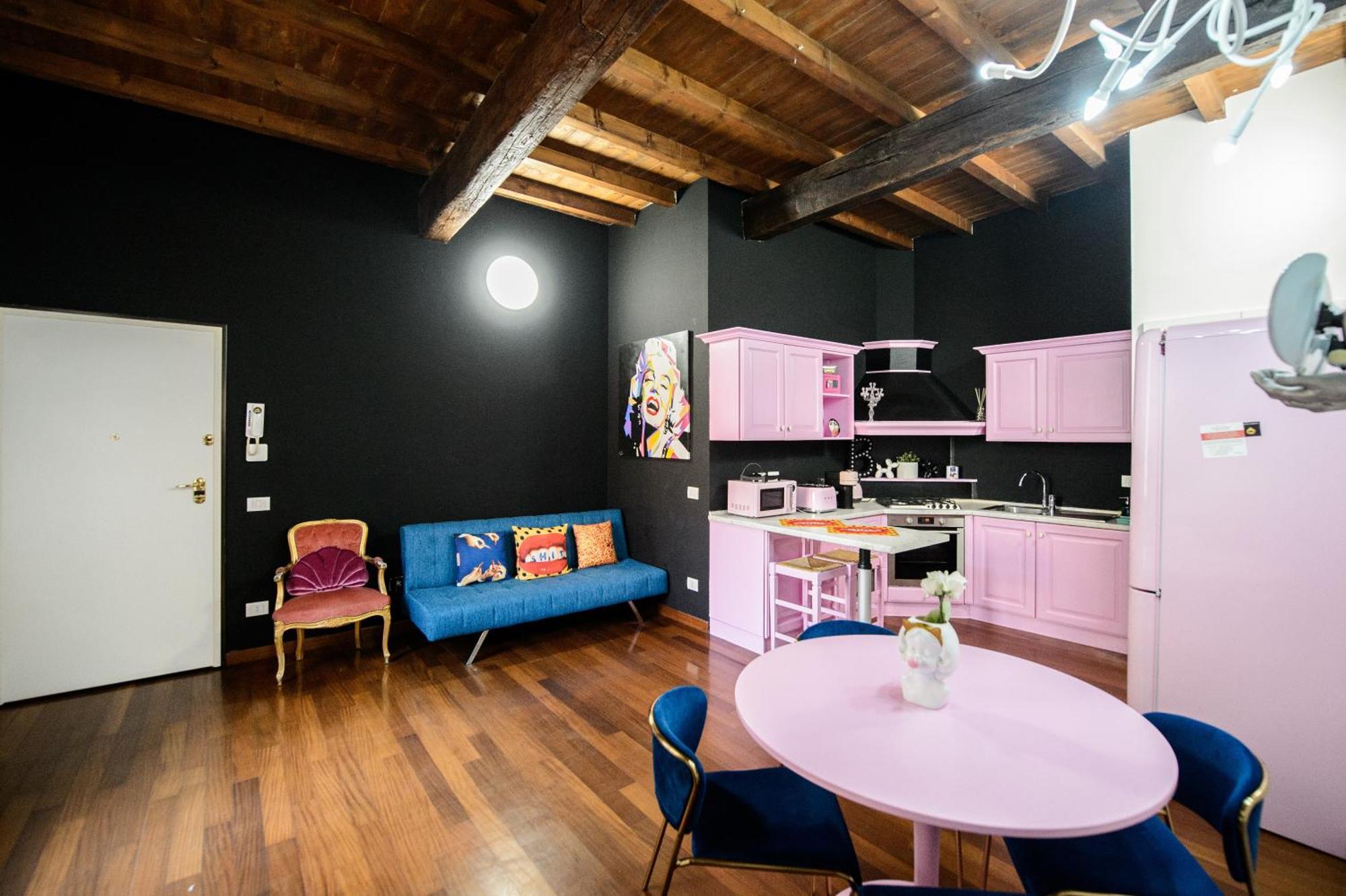 Pink House Tortellinosuite Modena Buitenkant foto