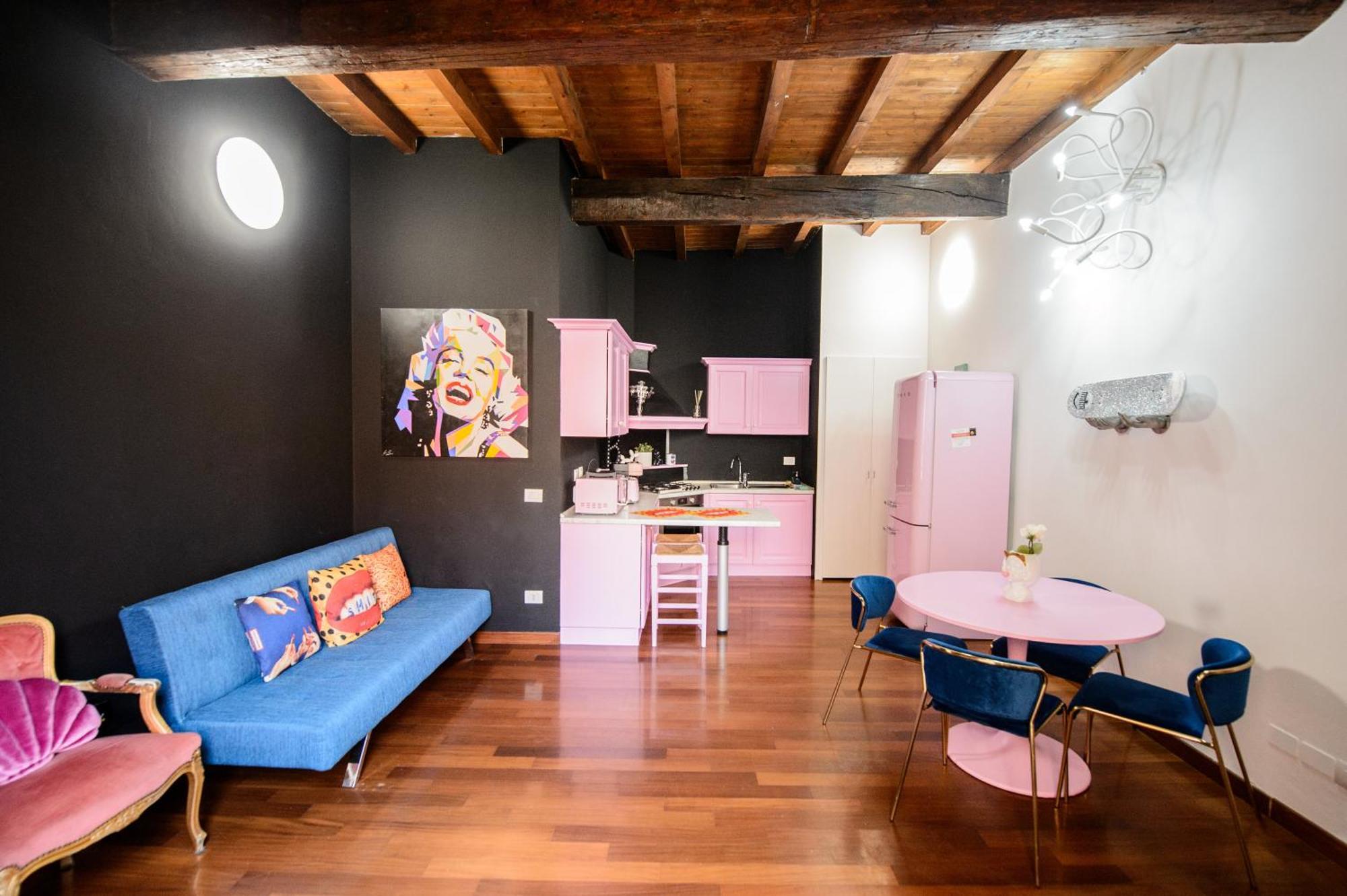Pink House Tortellinosuite Modena Buitenkant foto